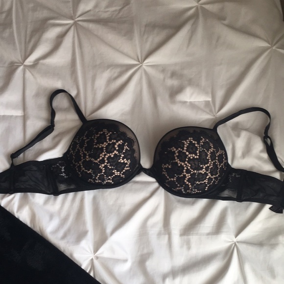 Victoria's Secret Other - Victoria Secret black lace bra. 36C